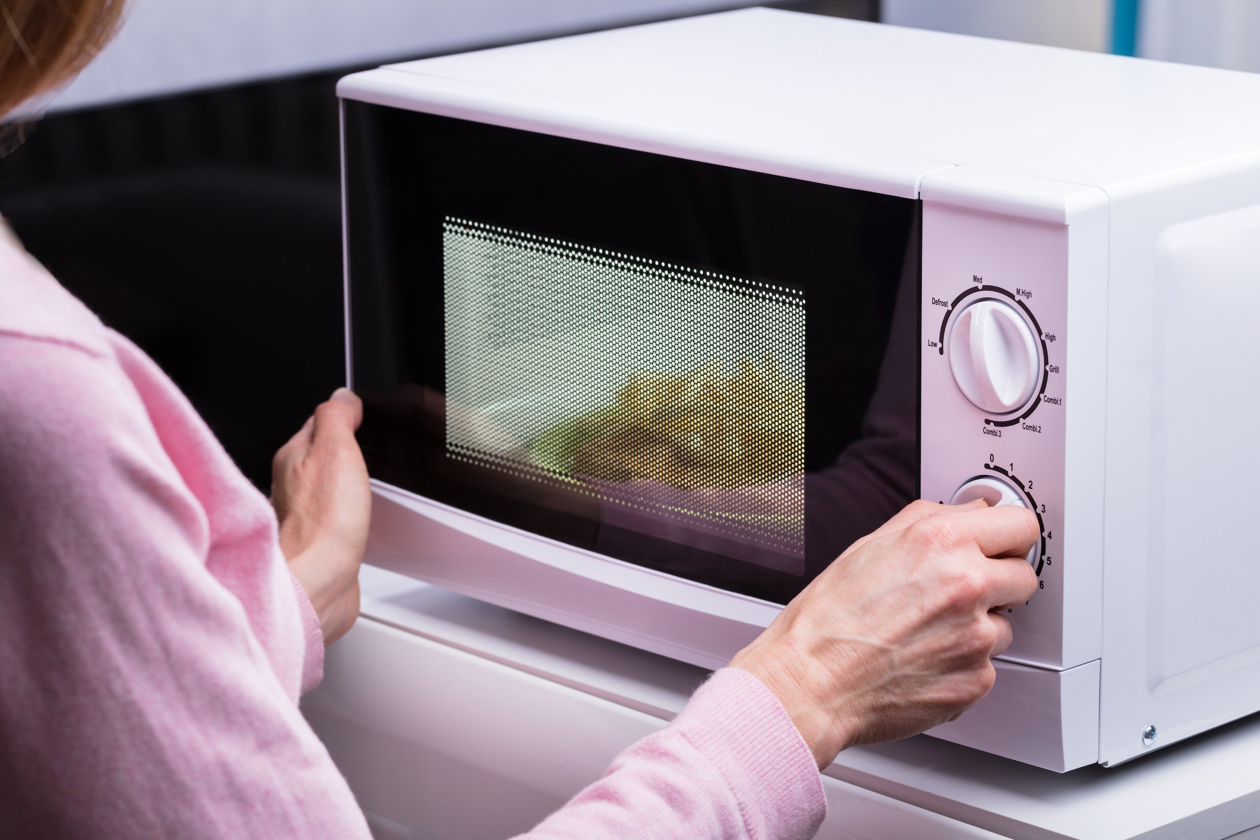 10 Best Mini Microwaves For Your Home or Office