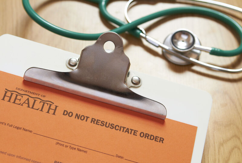 clipboard and stethoscope with do not resuscitate order